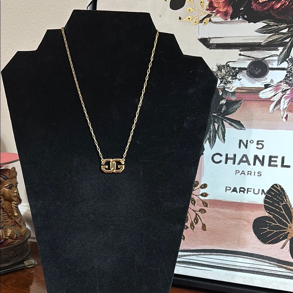 SOLD XXX Givenchy Gold Necklace with Modern Chain Link Design EUC - Picture 3 of 4